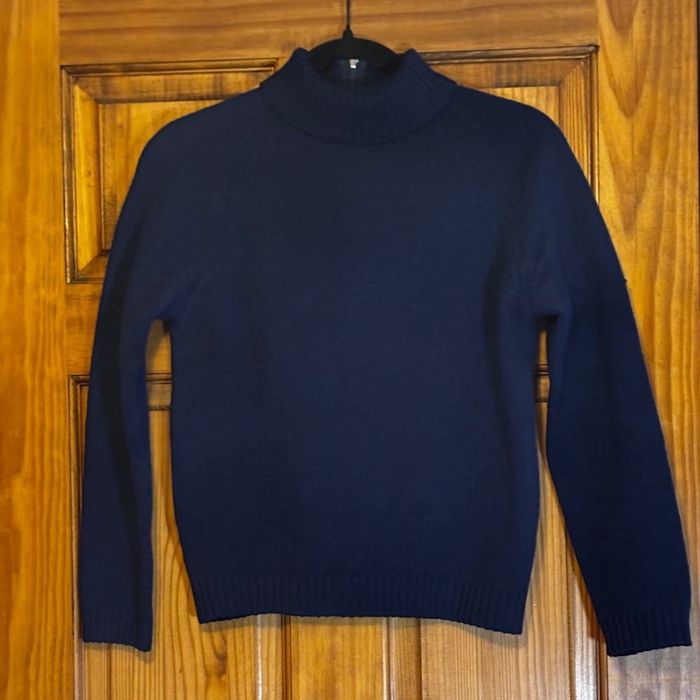 VINTAGE Tami 100% Wool Navy Turtleneck Sweater